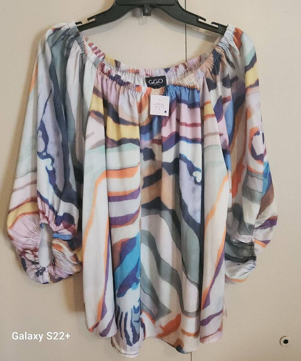 F19 GiGiO Multicolor Abstract Off-Shoulder Tunic Top 3/4 length lantern sleeves